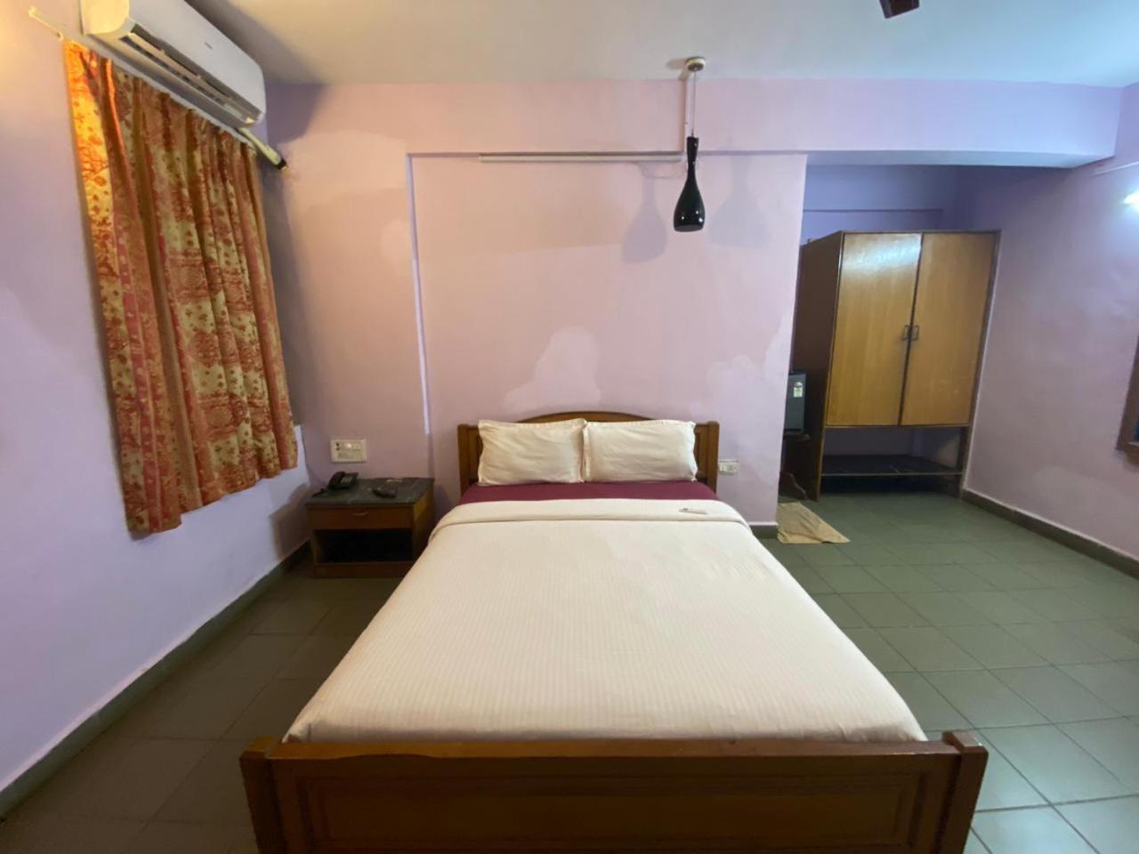 Falcon Resorts By Dia Hotels Calangute Quarto foto